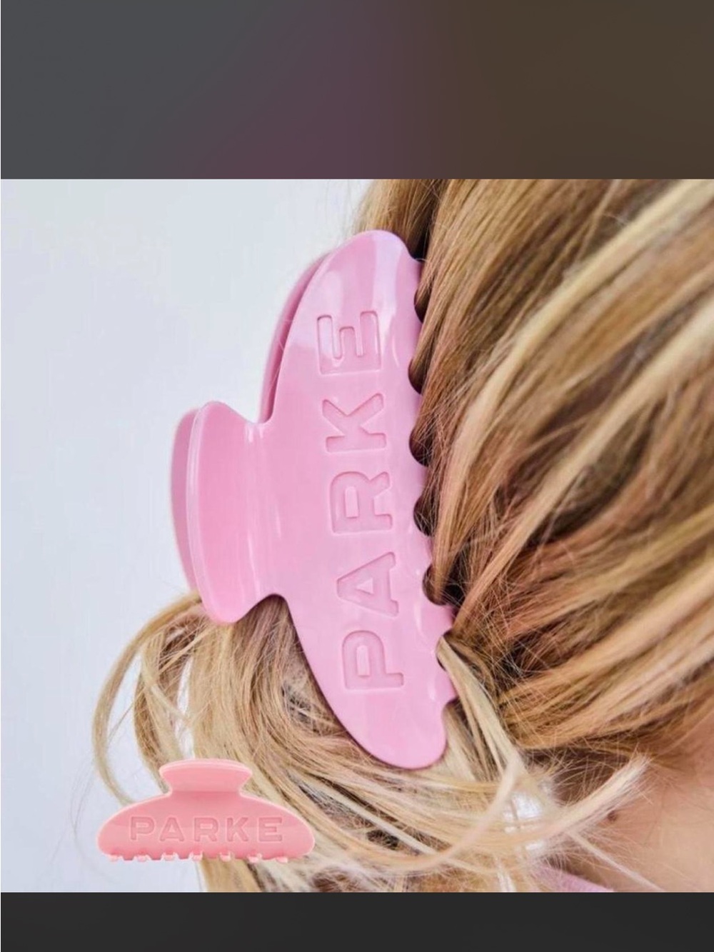 PARKE Oversized Pink Hair Claw Clip